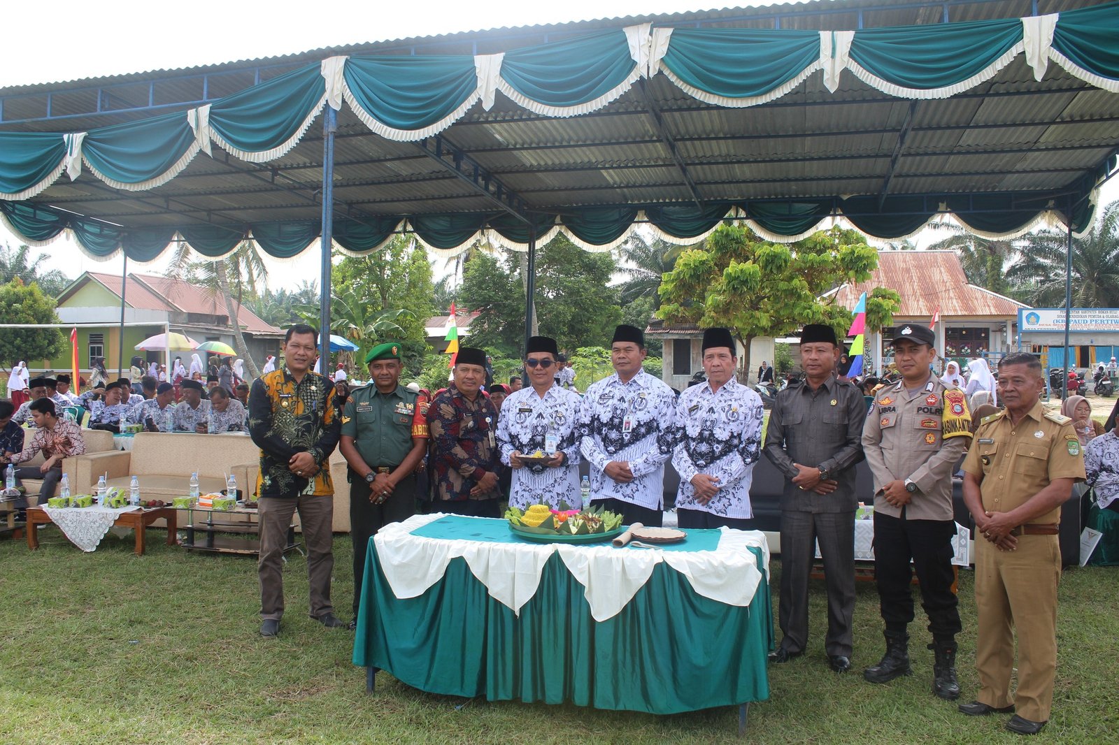 Dihadiri Oleh Kadis Pendidikan, PGRI Kepenuhan Hulu adakan Upacara HGN 2023